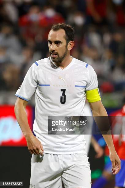 Diego Godin of Uruguay looks on during the FIFA World Cup Qatar 2022 qualification match between Chile and Uruguay ay Estadio San Carlos de Apoquindo...