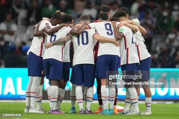 Huddle during a FIFA World Cup qualifier game between Mexico and USMNT at Azteca Stadium on March 24, 2022 in Mexico City, Mexico.