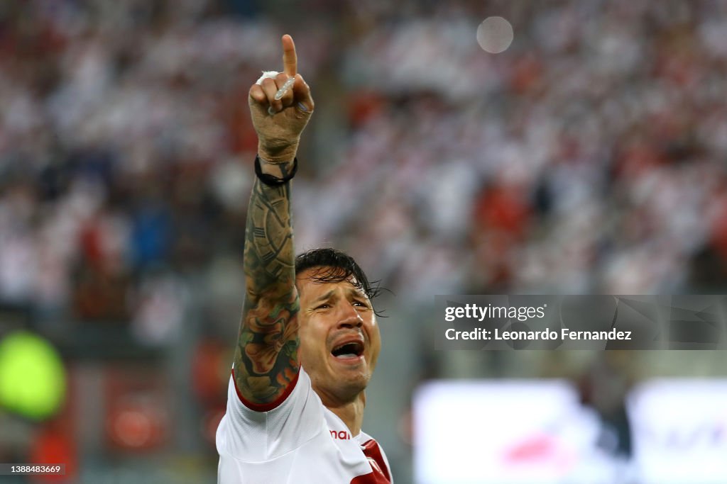 Peru v Paraguay - FIFA World Cup Qatar 2022 Qualifier