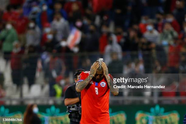 Arturo Vidal of Chile reacts after loses the FIFA World Cup Qatar 2022 qualification match between Chile and Uruguay at Estadio San Carlos de...