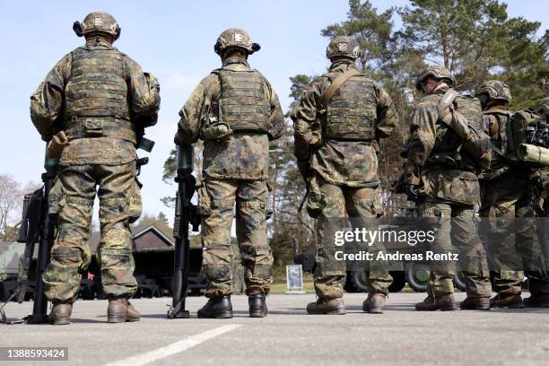 Soldiers of the Bundeswehr's Panzerbrigade 21 tank brigade equipped with bazookas seen during a visit on March 30, 2022 in Augustdorf, Germany....