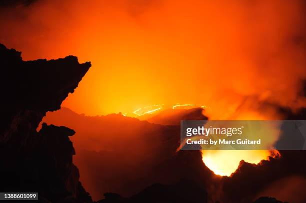 lava inside of erta ale volcano, danakil depression, ethiopia - sulphur stock pictures, royalty-free photos & images