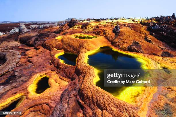 dallol volcano, danakil depression, ethiopia - danakil depression stock-fotos und bilder