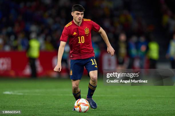 Pedro Gonzalez 'Pedri' of Spain in action during the international friendly match between Spain and Iceland at Riazor Stadium on March 29, 2022 in La...