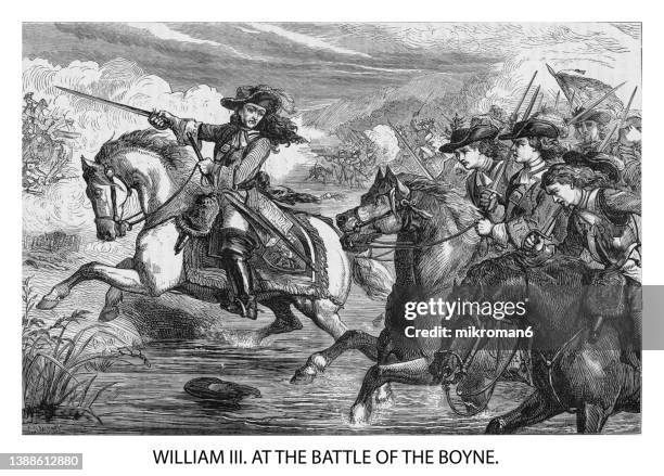 old engraved illustration of king william iii at the battle of the boyne, ireland - battle of the boyne stock pictures, royalty-free photos & images
