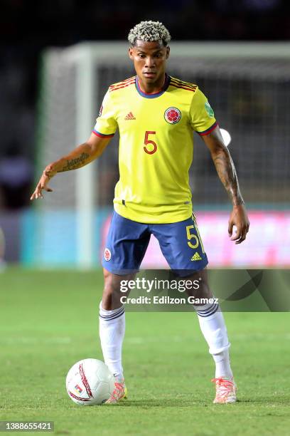 Wilmar Barrios of Colombia in action during the FIFA World Cup Qatar 2022 qualification match between Venezuela and Colombia at Estadio Cachamay on...