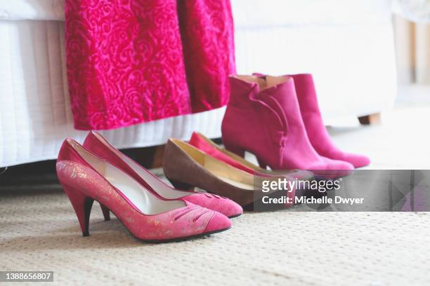 pink vintage preloved shoes clothing - pink shoe 個照片及圖片檔