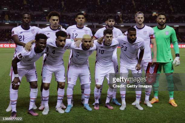 Players of United States pose for the team photo prior to a match between Costa Rica and United States as part of the Concacaf 2022 FIFA World Cup...