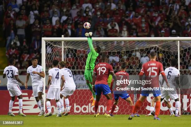 Zack Steffen of the United States punches the ball away for a save during a FIFA World Cup qualifier game between Costa Rica and USMNT at Estadio...