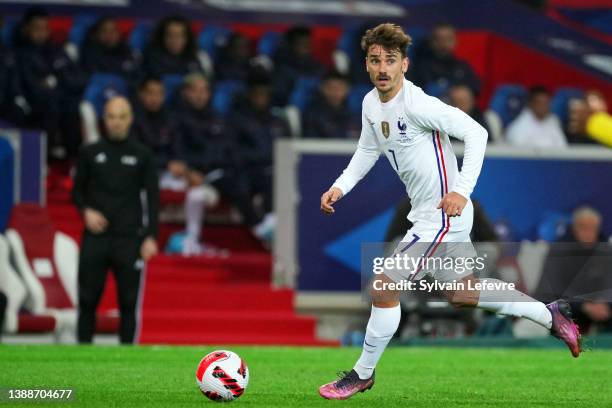 Antoine Griezmann of France in action during the International friendly match between France and South Africa on March 29, 2022 in Lille, France.