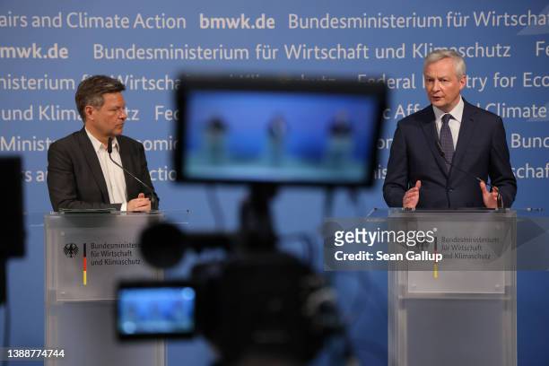 German Economy and Climate Protection Minister Robert Habeck and French Minister of Economy and Finance Bruno Le Maire speak to the media following...