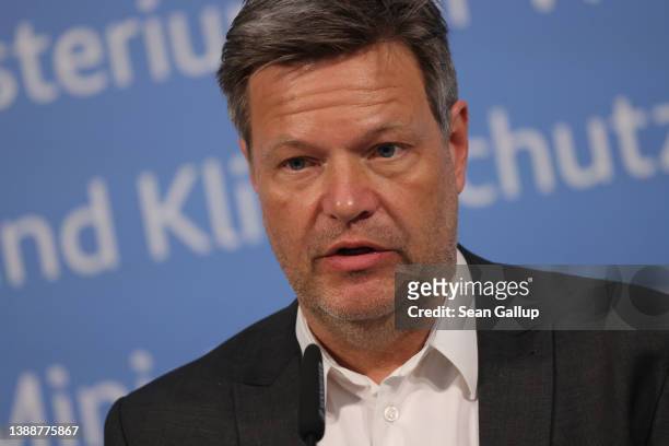 German Economy and Climate Protection Minister Robert Habeck and French Minister of Economy and Finance Bruno Le Maire speak to the media following...