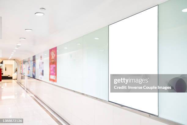 advertisement blank billboard in department store - airport mockup stock pictures, royalty-free photos & images