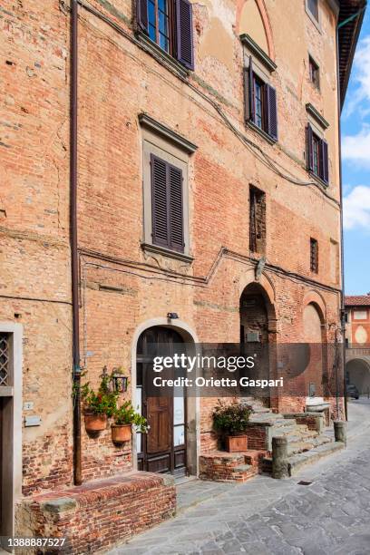 san miniato, piazza della repubblica -tuscany - 聖米尼亞多 個照片及圖片檔