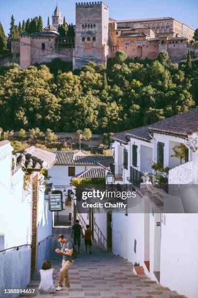 グラナダの日常生活 - salamanca ストッ��クフォトと画像