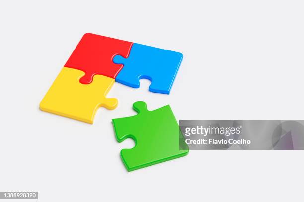 easy jigsaw puzzle - 4 piece puzzle stockfoto's en -beelden