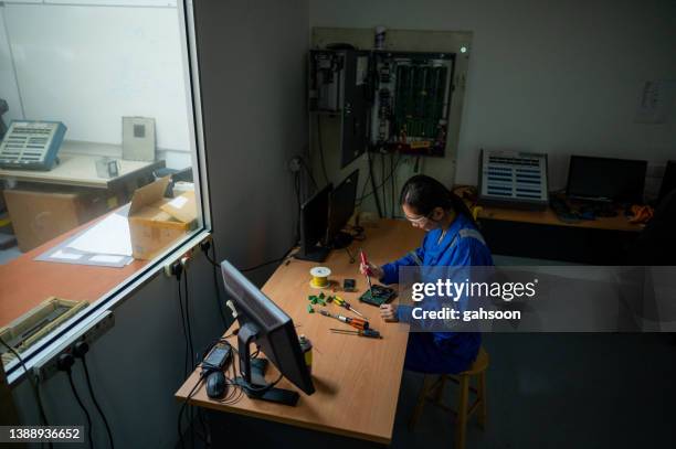Self Computer Maintenance Service Above Self Photos and Premium High Res Pictures - Getty Images