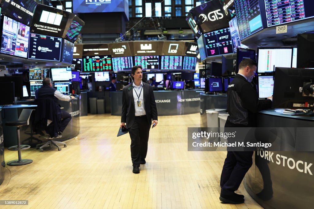 Markets Close On Another Volatile Week Of Trading