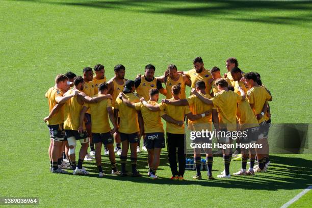 Hurricanes players form a huddle during a Hurricanes training session at Sky Stadium on April 02, 2022 in Wellington, New Zealand.