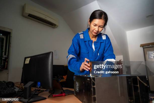 Asian Computer Technology 909 Computer Shop Asian Stock Photos, High-Res Pictures, and Images ...