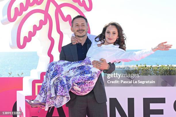 Michele Alhaique and Arianna Becheroni attend the "Bang Bang Baby" photocall during the 5th Canneseries Festival on April 02, 2022 in Cannes, France.