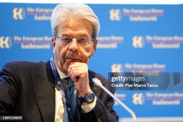 Paolo Gentiloni, European Commissioner for Economic and Monetary Affairs speaks during the 33rd Ambrosetti Workshop On Economics and Finance at Villa...