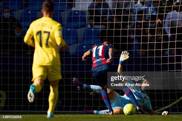 Jose Luis Morales of Levante UD celebrates shoot for score their second side goal during the LaLiga Santander match between Levante UD and Villarreal...