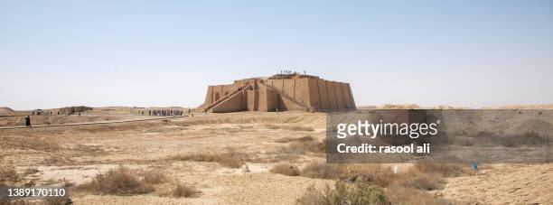 ziggurat of ur - iraq landscape stock pictures, royalty-free photos & images