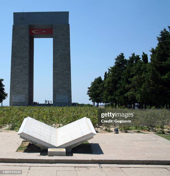 türkische friedhof, schlacht gallipoli - märtyrer stock-fotos und bilder