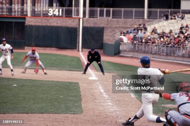 American baseball player Wayne Garrett of the New York Mets, swings at a pitch during a game against the Houston Astros at Shea Stadium, in the...