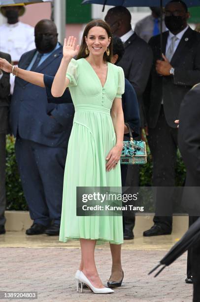 Catherine, Duchess of Cambridge enjoying the Junkanoo carnival atmosphere with Prince William, Duke of Cambridge on March 25, 2022 in Nassau,...