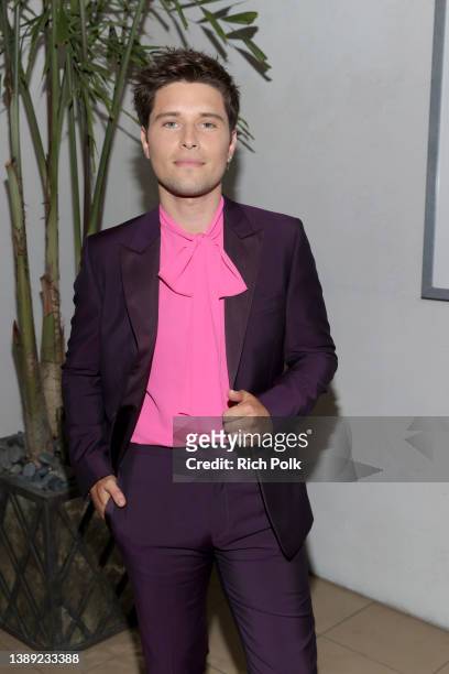 Ronen Rubinstein attends the 33rd Annual GLAAD Media Awards sponsored by Ketel One Vodka at The Beverly Hilton on April 02, 2022 in Beverly Hills,...