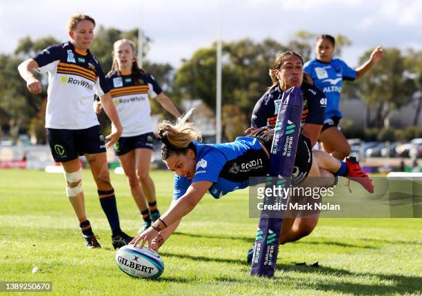 Zakiya Kereopa of the Force dives to score a try but it was dis-allowed during the round five Super W match between the ACT Brumbies and the Western...