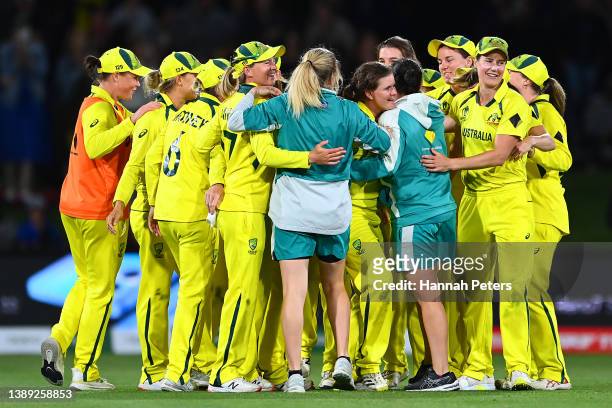 Australia celebrate winning the 2022 ICC Women's Cricket World Cup Final match between Australia and England at Hagley Oval on April 03, 2022 in...