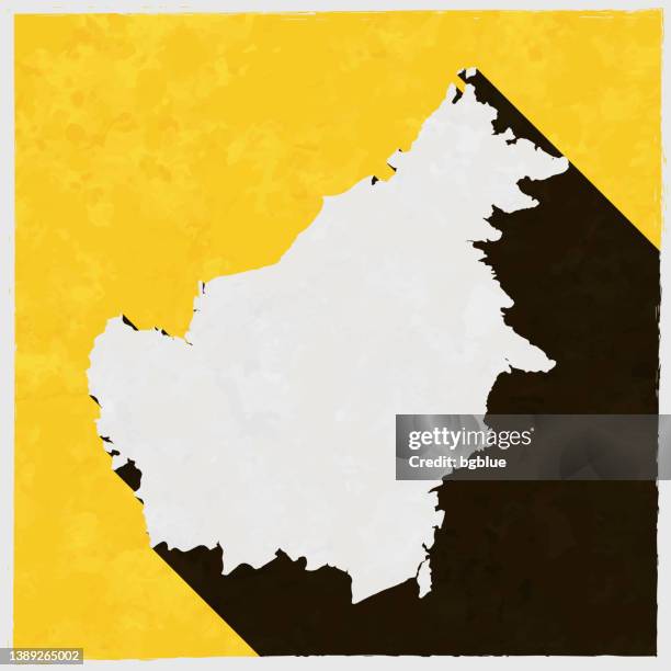 ilustraciones, imágenes clip art, dibujos animados e iconos de stock de mapa de borneo con sombra larga sobre fondo amarillo texturizado - island of borneo