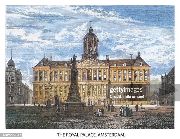 old engraved illustration of the royal palace, amsterdam, holland - palácio real de amsterdã - fotografias e filmes do acervo