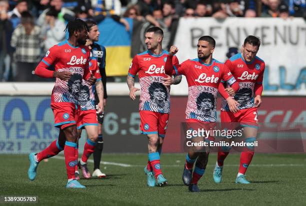 Matteo Politano of SSC Napoli celebrates his goal with his team-mates during the Serie A match between Atalanta BC and SSC Napoli at Gewiss Stadium...
