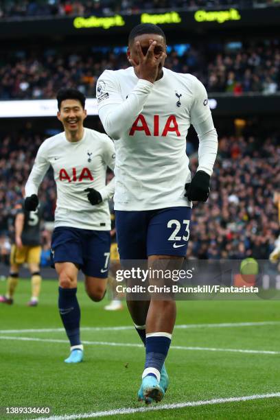 Steven Bergwijn of Tottenham Hotspur celebrates scoring his side's fifth goal during the Premier League match between Tottenham Hotspur and Newcastle...