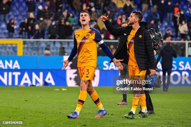 Gianluca Mancini and Lorenzo Pellegrini of AS Roma celebrate the victory after the Serie A match between UC Sampdoria and AS Roma at Stadio Luigi...