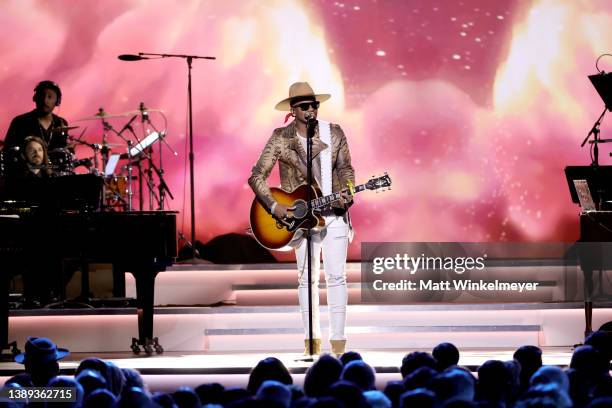 Jimmie Allen performs onstage during the 64th Annual GRAMMY Awards Premiere Ceremony at MGM Grand Marquee Ballroom on April 03, 2022 in Las Vegas,...