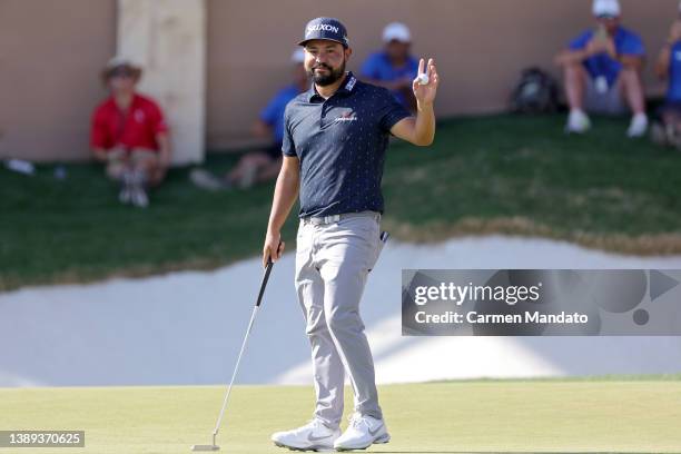 Spaun celebrates on the 18th green after winning the Valero Texas Open at TPC San Antonio on April 03, 2022 in San Antonio, Texas.