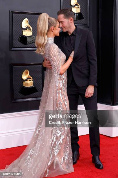Paris Hilton and Carter Reum attend the 64th Annual GRAMMY Awards at MGM Grand Garden Arena on April 03, 2022 in Las Vegas, Nevada.