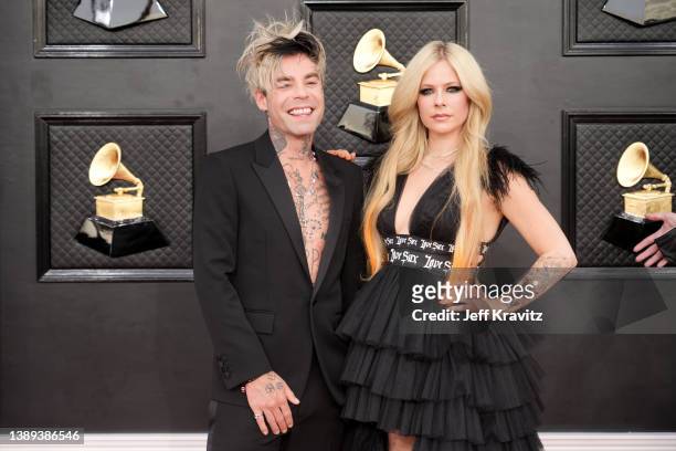 Mod Sun and Avril Lavigne attend the 64th Annual GRAMMY Awards at MGM Grand Garden Arena on April 03, 2022 in Las Vegas, Nevada.