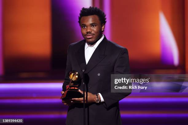 Ner Rappers Baby Keem accepts the Best Rap Performance award for ‘Family Ties ...
