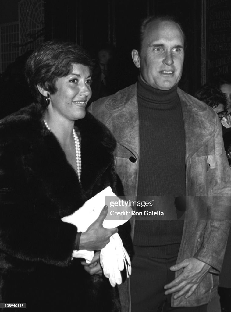 Robert Duvall and wife Barbara Benjamin attend the party for 45th... News Photo Getty Images