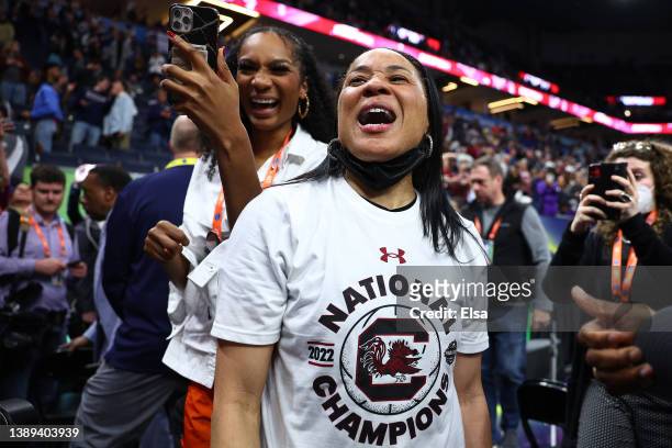 Head coach Dawn Staley of the South Carolina Gamecocks celebrates after defeating the UConn Huskies 64-49 during the 2022 NCAA Women's Basketball...