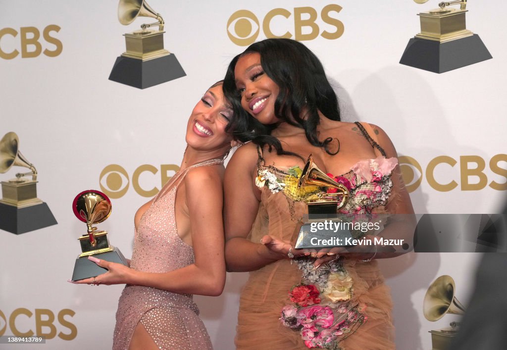 64th Annual GRAMMY Awards - Winners Photo Room