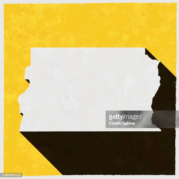 テクスチャ付きの黄色の背景に長い影がある連邦区の地図 - ブラジリア連邦直轄区点のイラスト素材／クリップアート素材／マンガ素材／アイコン素材