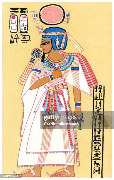 old chromolithograph illustration of king amenhotep i, second pharaoh of the 18th dynasty of egypt - akhenaten - fotografias e filmes do acervo