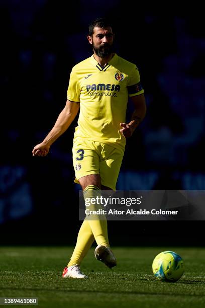 Raúl Albiol of Villarreal CF in action during the LaLiga Santander match between Levante UD and Villarreal CF at Ciutat de Valencia Stadium on April...